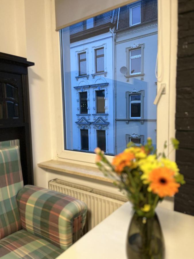 Apartment Nostalgie - 3 Zimmer, 5 Betten, 7 Personen, Kontaktloses Einchecken, Netflix